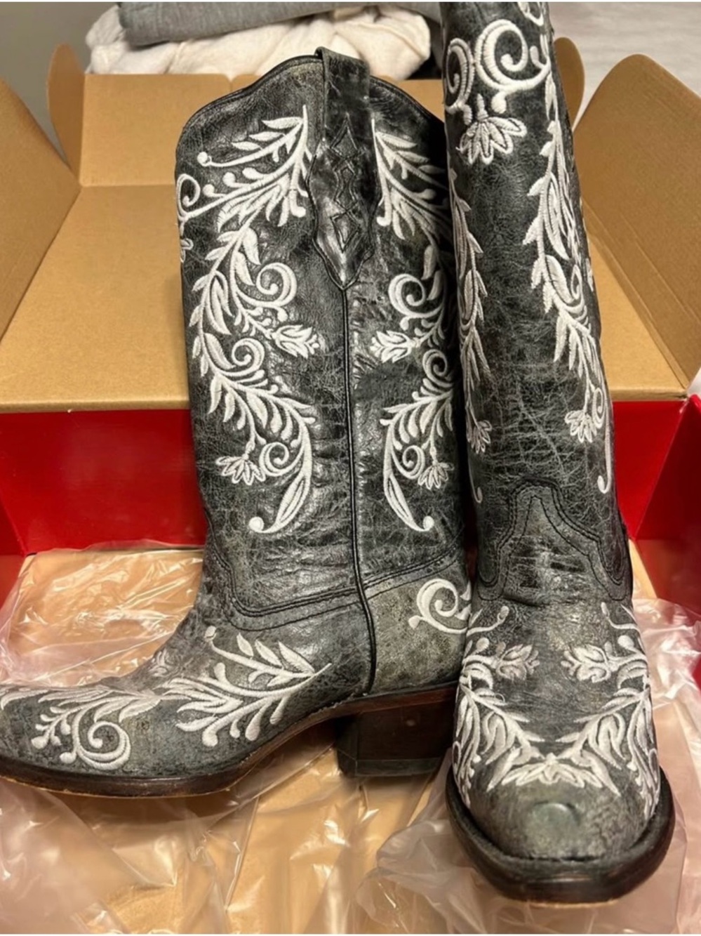 Corral Black Western Embroidered Cowboy Boots